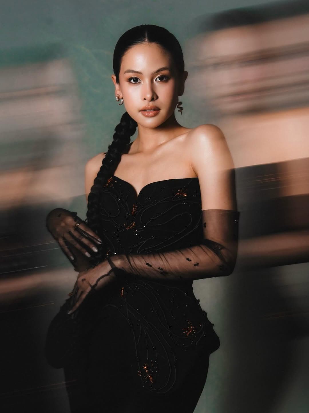 Diamond Jewellery yang Dikenakan Maudy Ayunda di Gala Premier Para Perasuk ini Mencuri Perhatian