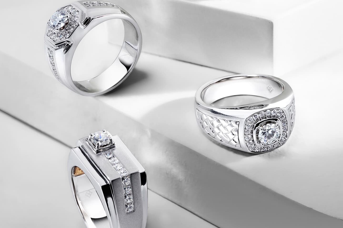 Rekomendasi Cincin Berlian Pria yang Cocok Dijadikan Hadiah untuk Suami