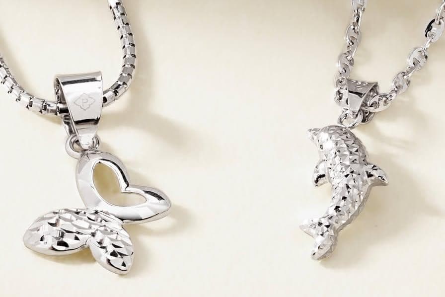 Sambut Si Kecil dengan Hadiah untuk Bayi Baru Lahir yang Berkilau dari The Palace Jeweler