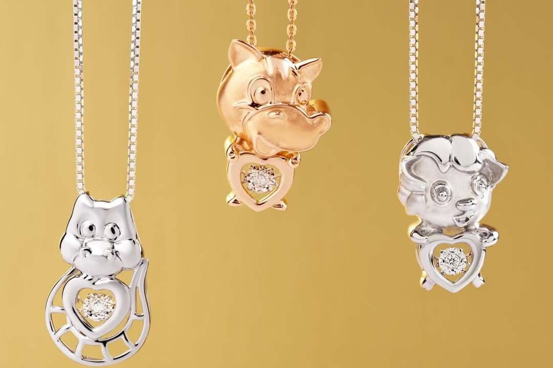 Dapatkan Liontin Emas Berhiaskan Kuda Api Simbol Kemakmuran di Momen Imlek 2026!