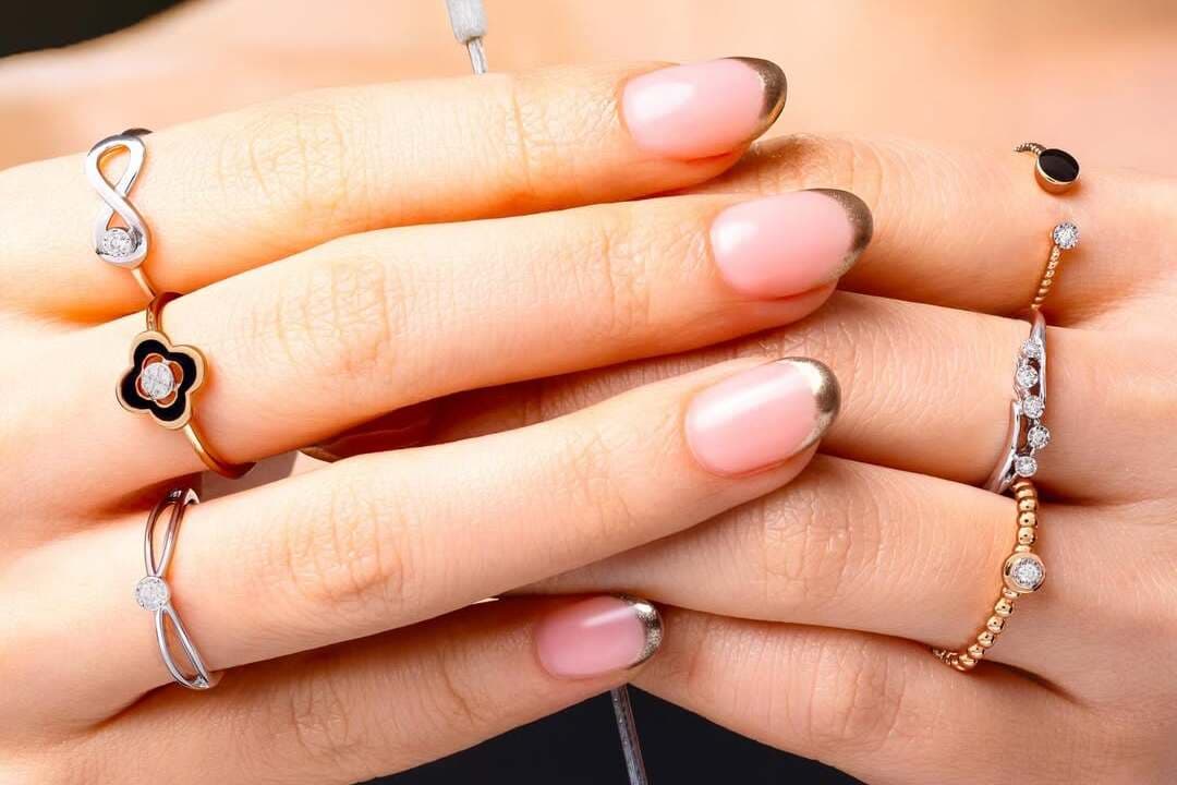 Wajib Dimiliki Tahun Ini: Cincin 1 Gram Wanita Untuk Tampil Menawan dan Stylish