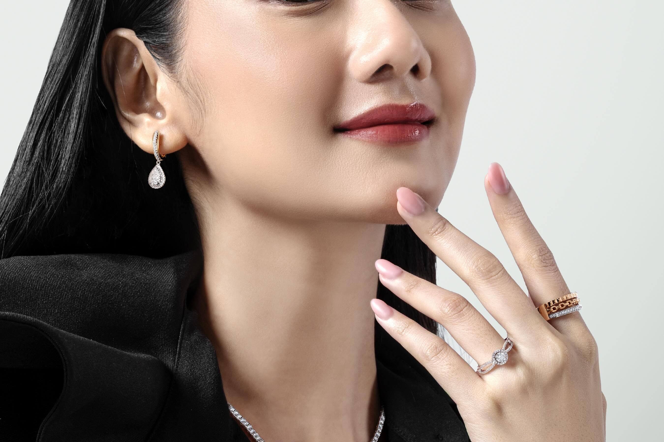Model Anting Emas Putih 9 Karat yang Stylish dan Cocok untuk Tampilan Remaja Masa Kini