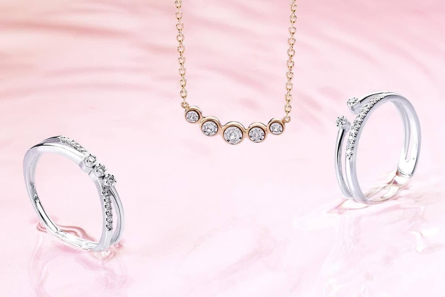 9K, 18K, atau 24K? Temukan Kadar Emas The Palace Jeweler yang Sesuai dengan Gaya Anda