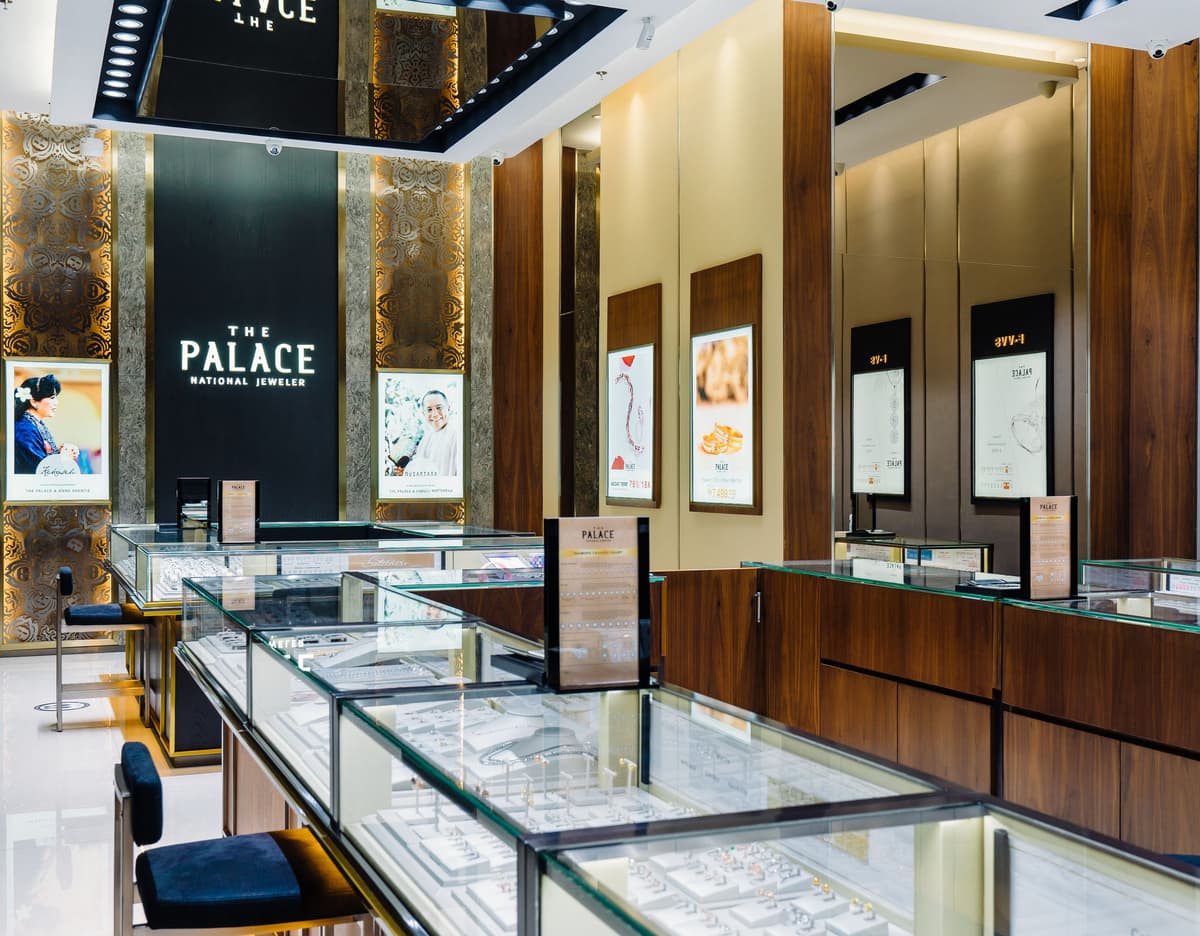 toko perhiasan emas dan berlian the palace the park sawangan