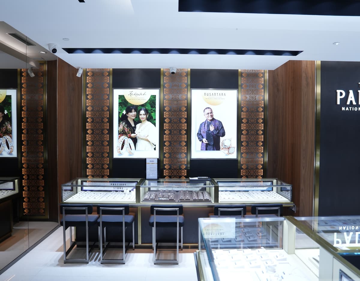 toko emas terdekat di the palace mega mall manado
