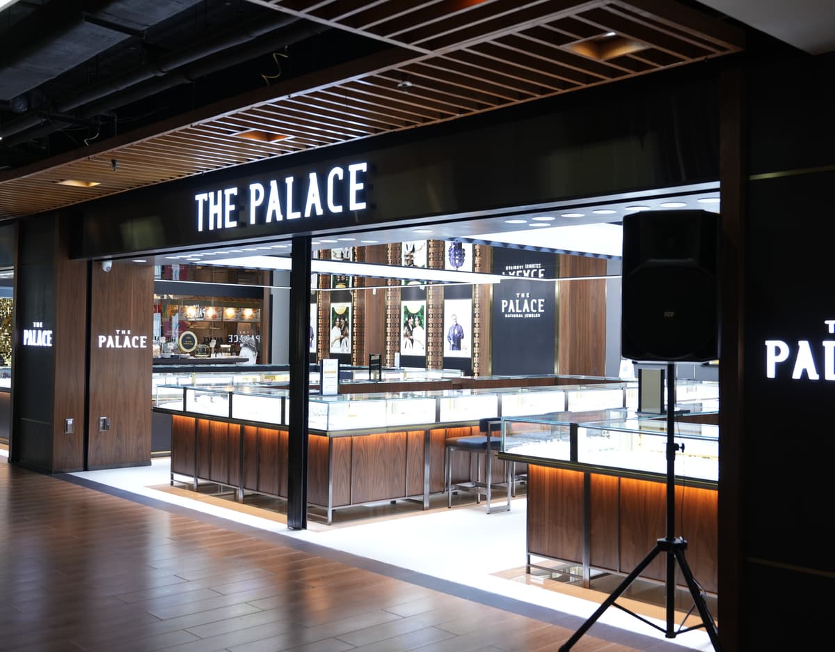 toko perhiasan the palace mega mall manado