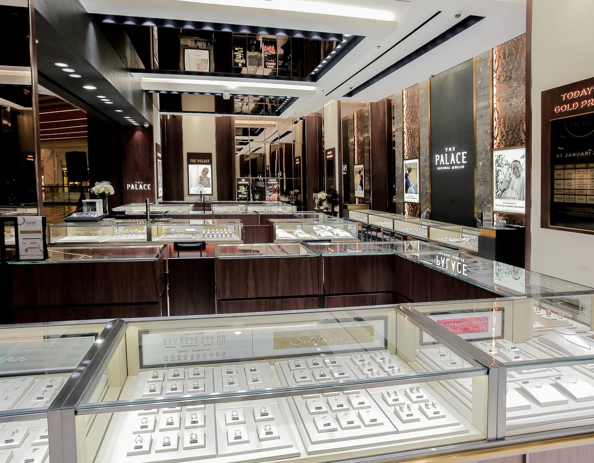 toko perhiasan emas dan berlian the palace centre point medan