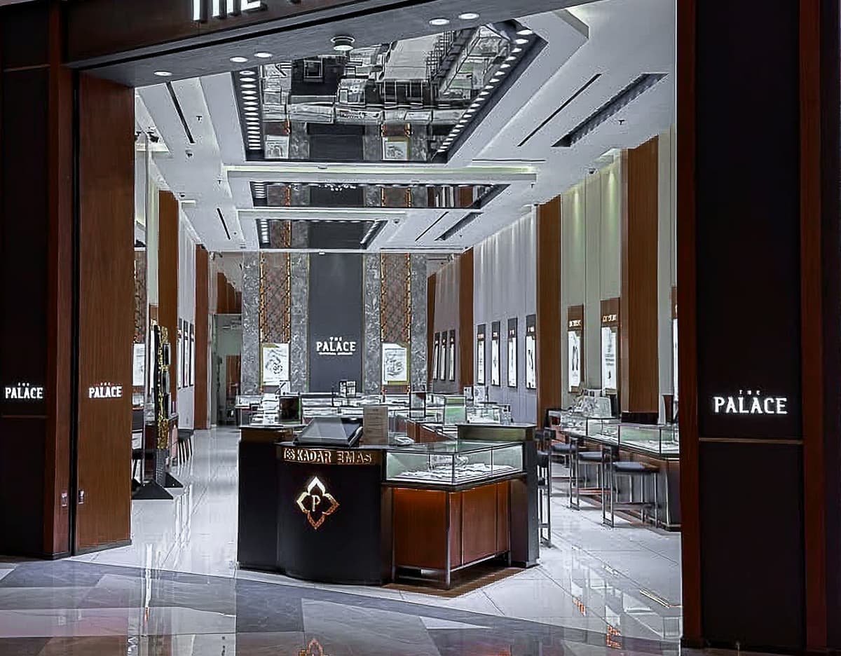 toko perhiasan terdekat di the palace pakuwon mall jogja