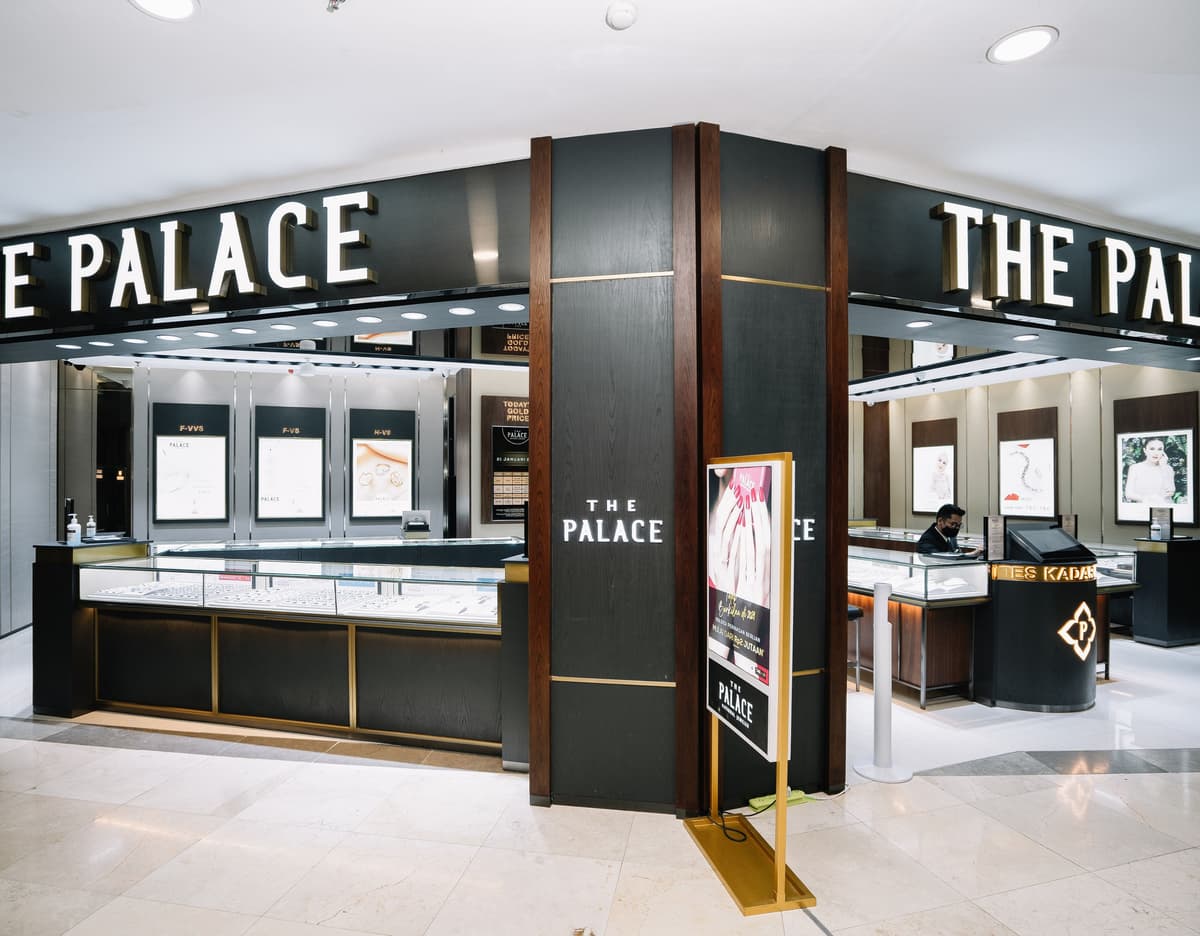 toko jual beli emas terdekat the palace mal panakukang