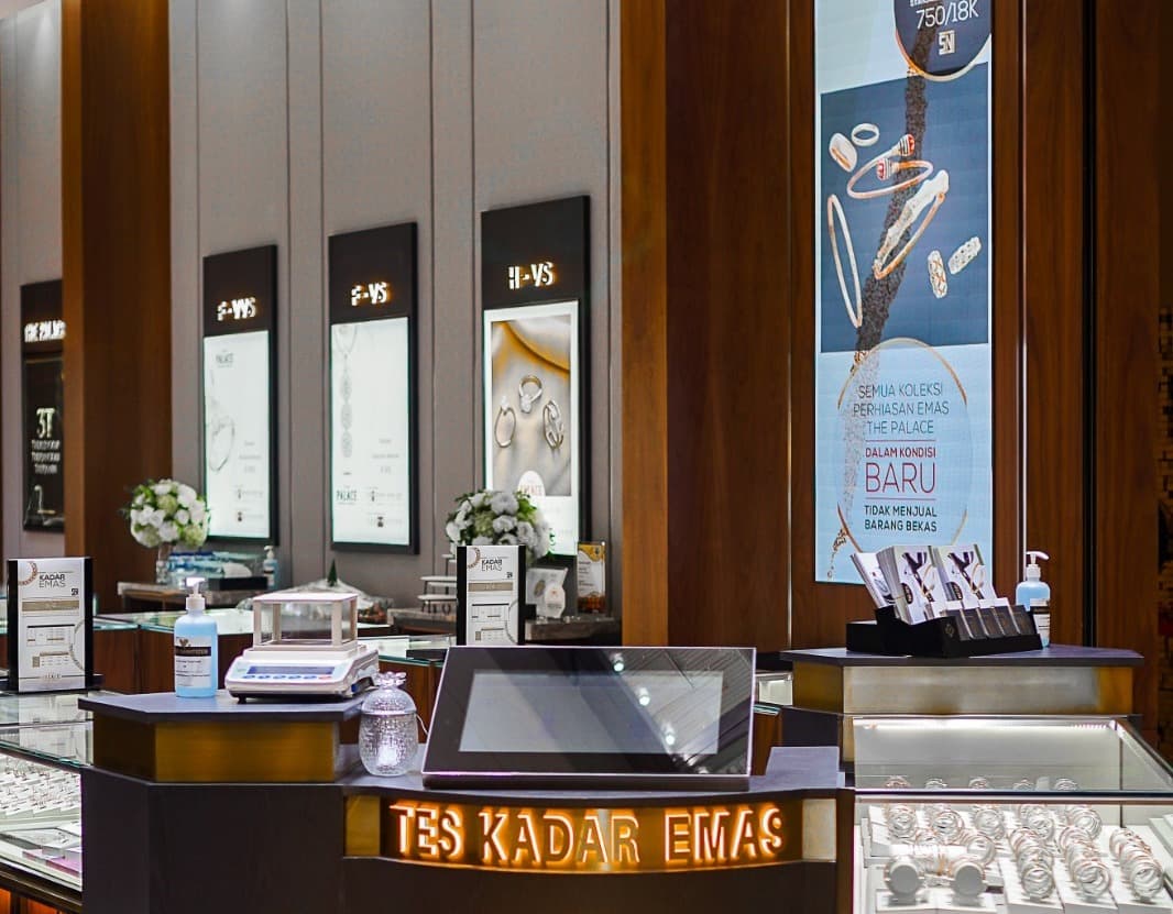 Toko perhiasan The Palace terdekat di PIM 3