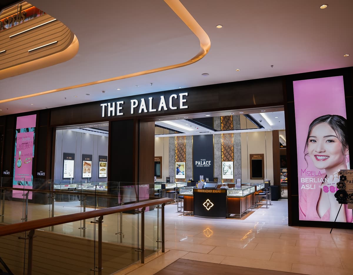 toko perhiasan terdekat di the palace the park kendari