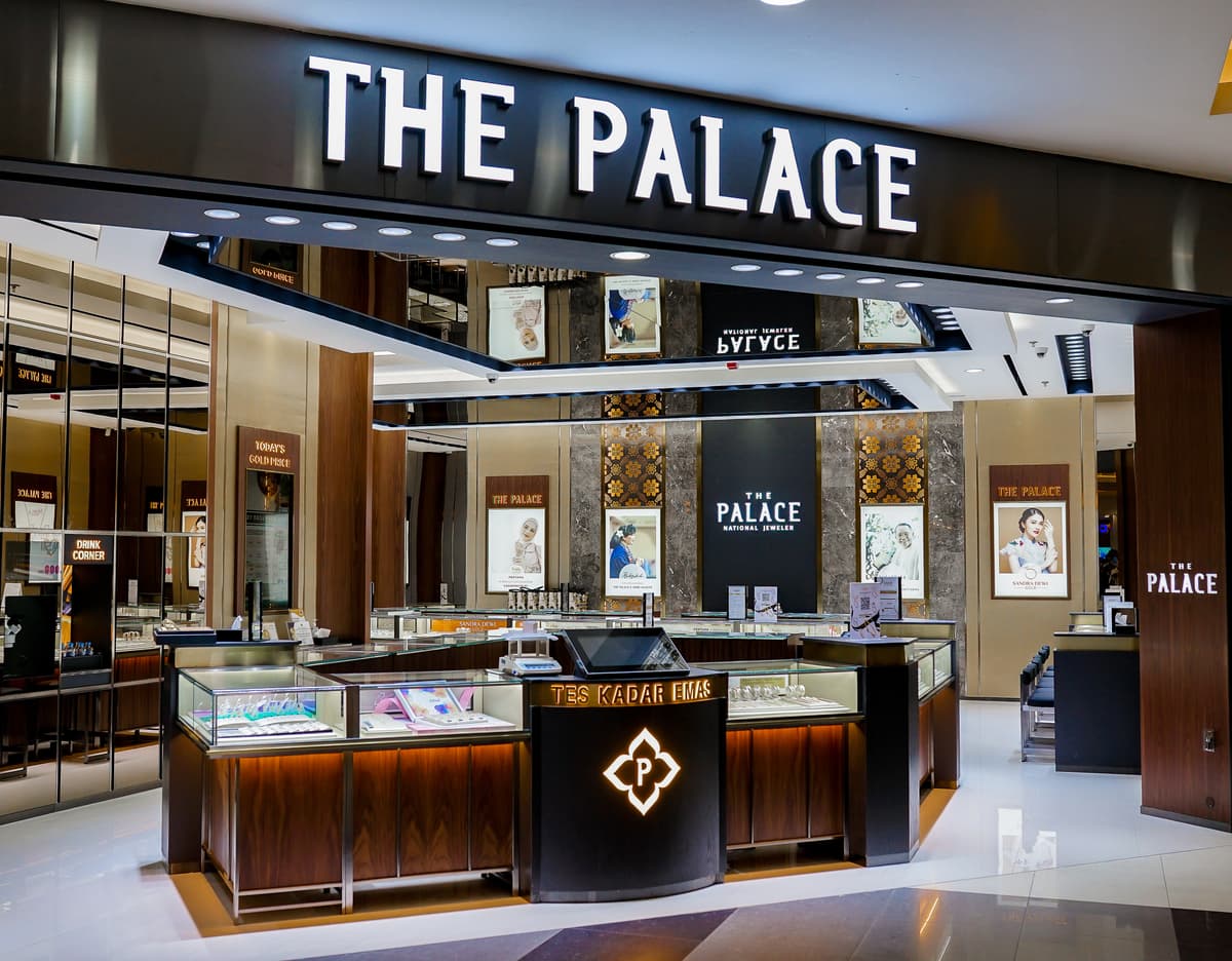 toko perhiasan terdekat di the palace jambi town square