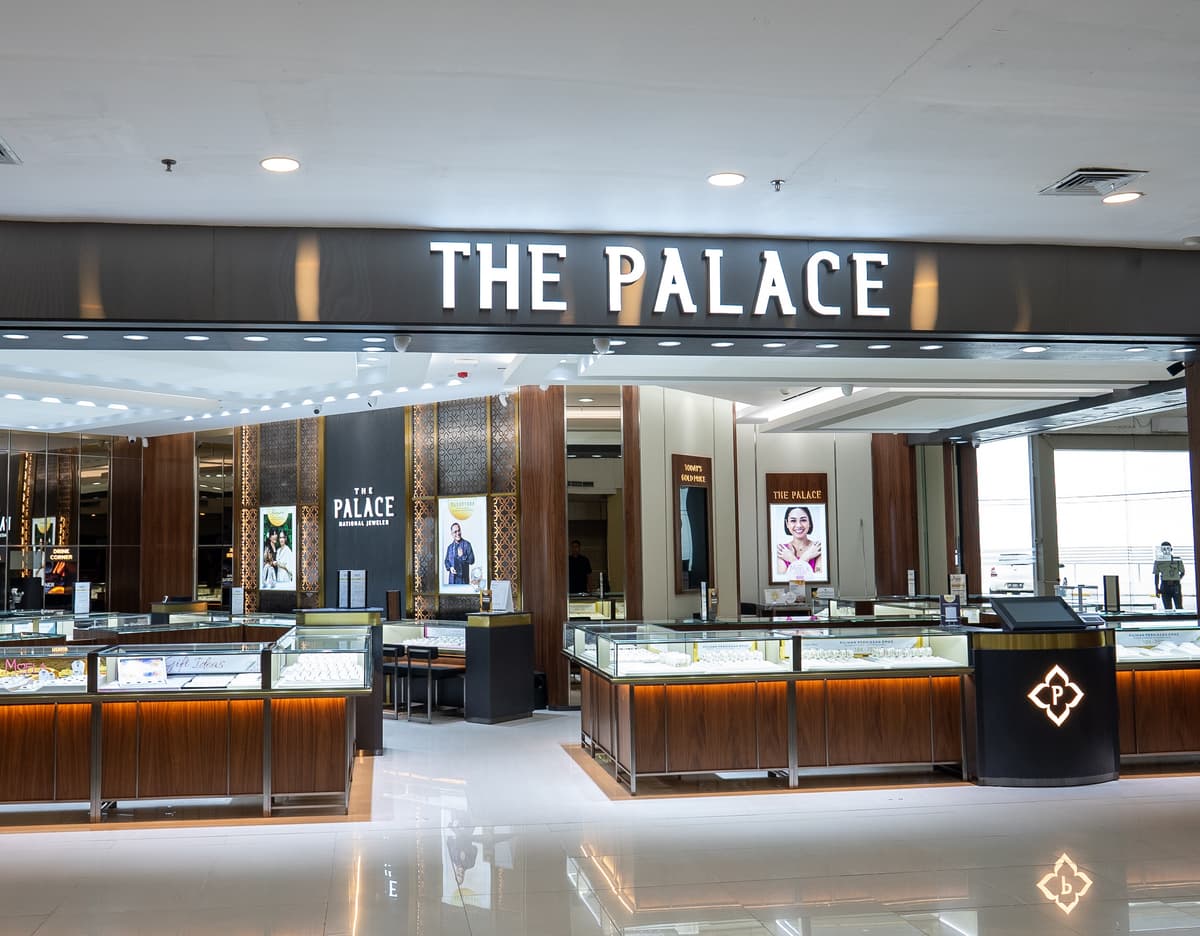 toko emas terdekat di the palace palu grand mall