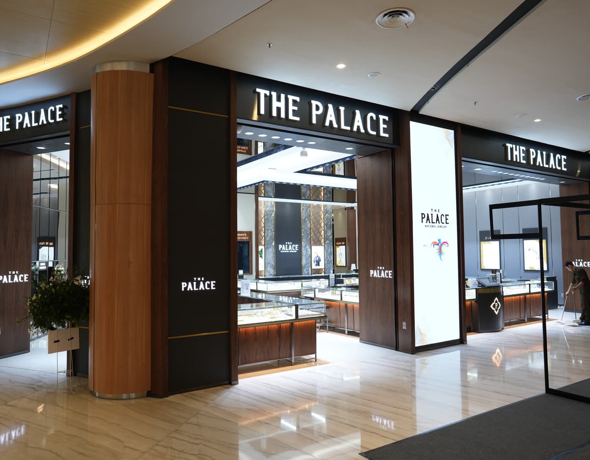 toko perhiasan terdekat di the palace queen city semarang