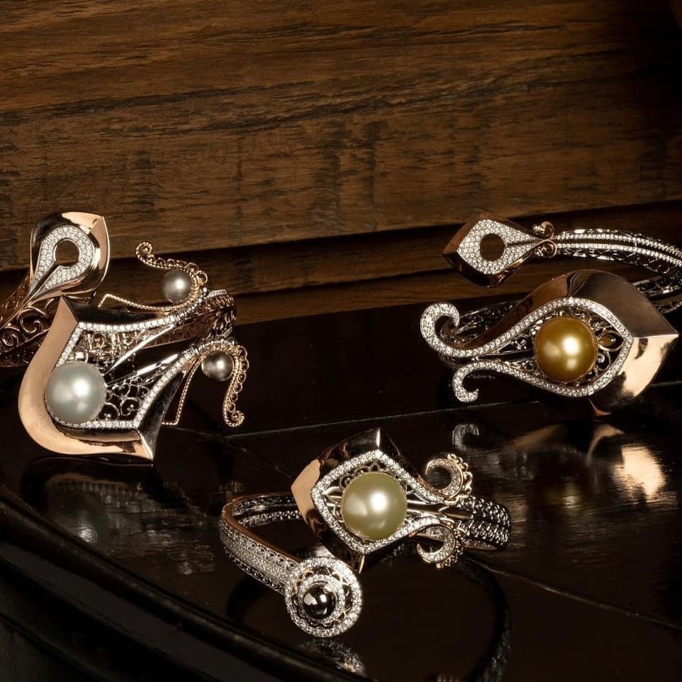 Rekomendasi Hadiah Anniversary Pernikahan dengan Nuansa Kearifan Lokal