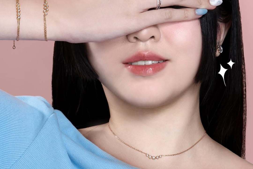 Sneak Peek, Harga Anting Emas 1 Gram Berhiaskan Berlian dengan Vibes Korea!