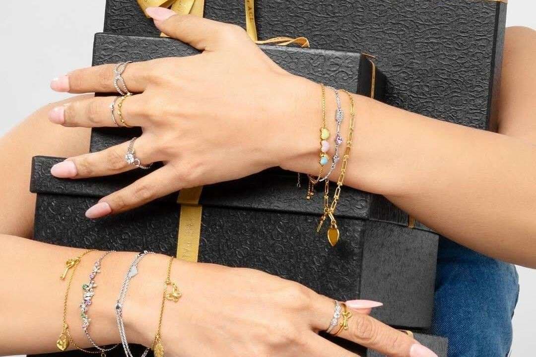 Harga Gelang Emas Terbaru, Cek Koleksi Favoritmu Sekarang