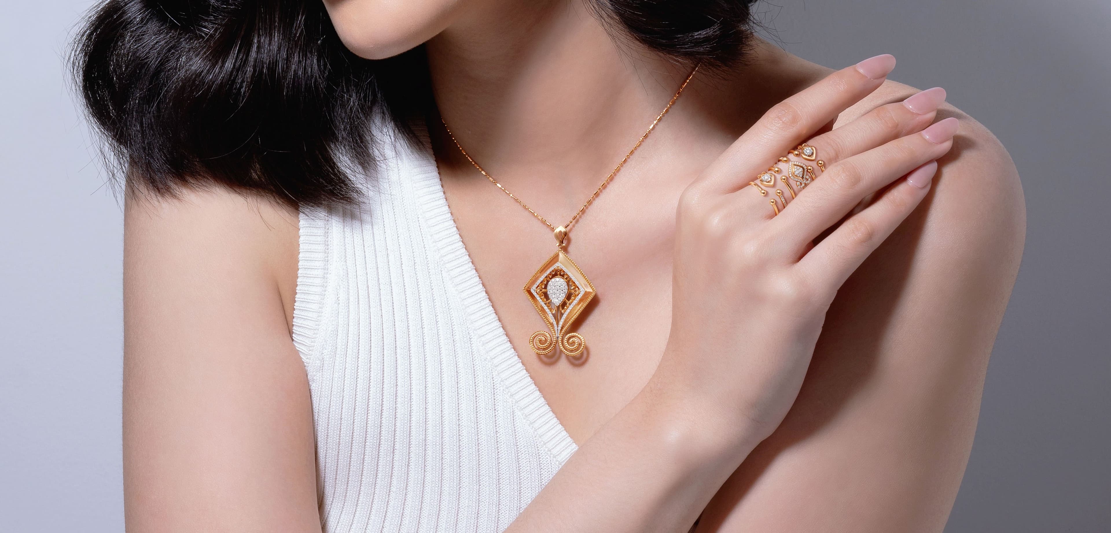 Mix & Match Model Cincin Berlian Wanita dengan Dress Code Pesta Pernikahan