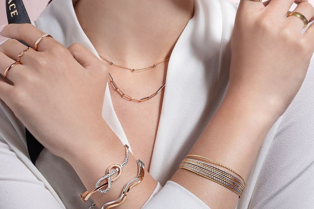 Alasan Gelang Wanita Model Bangle Cocok Dipakai Buat ke Pesta