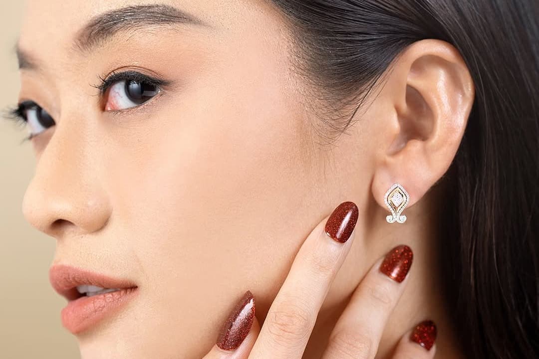 Model Anting Emas Simple Elegan Menjadi Tren Untuk Hadiah Valentine 2025