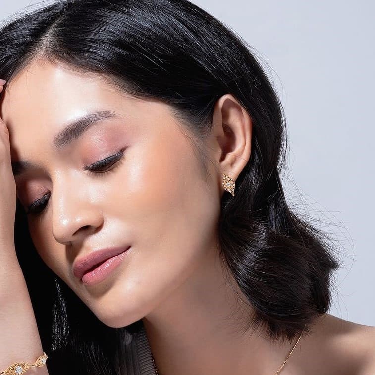 Intip Model Anting Emas Terbaru The Palace Jeweler Rancangan Samuel Wattimena