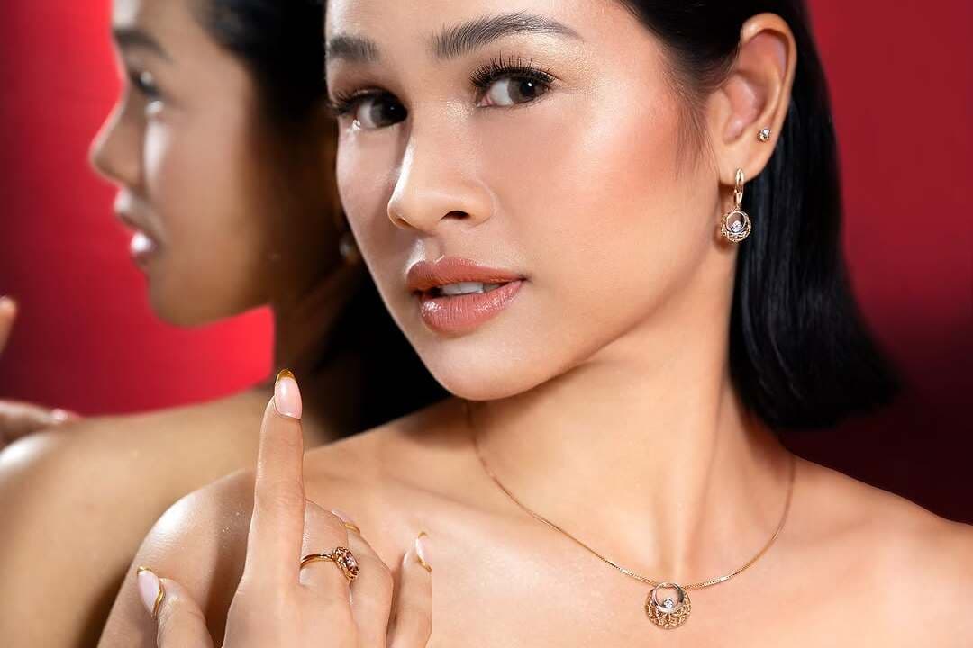 Ada Berapa Jenis Anting Wanita yang Bisa Dipakai untuk Acara Formal?