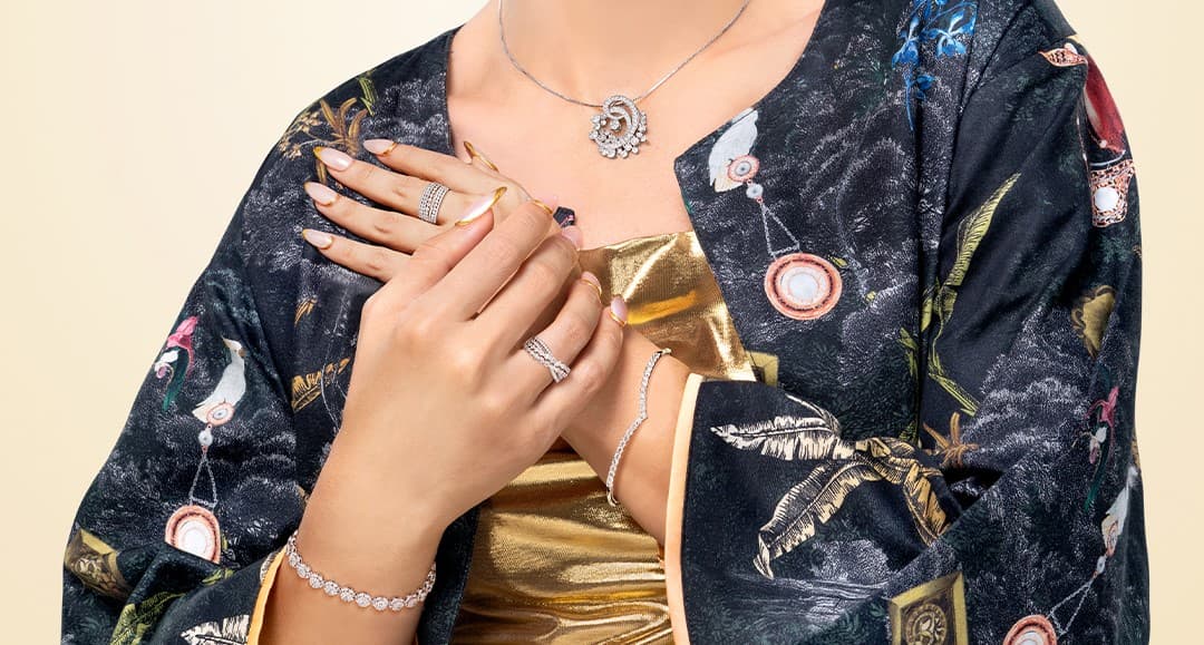 Model Gelang Emas Berlian Untuk Sehari-Hari yang Cocok dengan Outfit Lengan Panjang