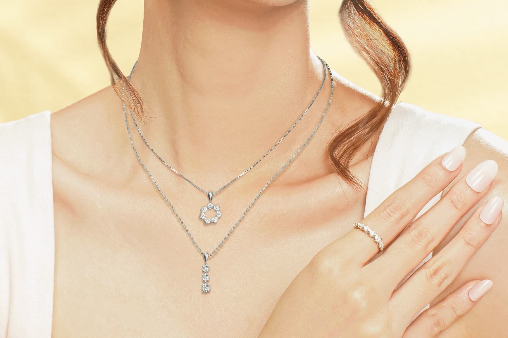 Inspirasi Desain Kalung Liontin untuk Wedding Look!