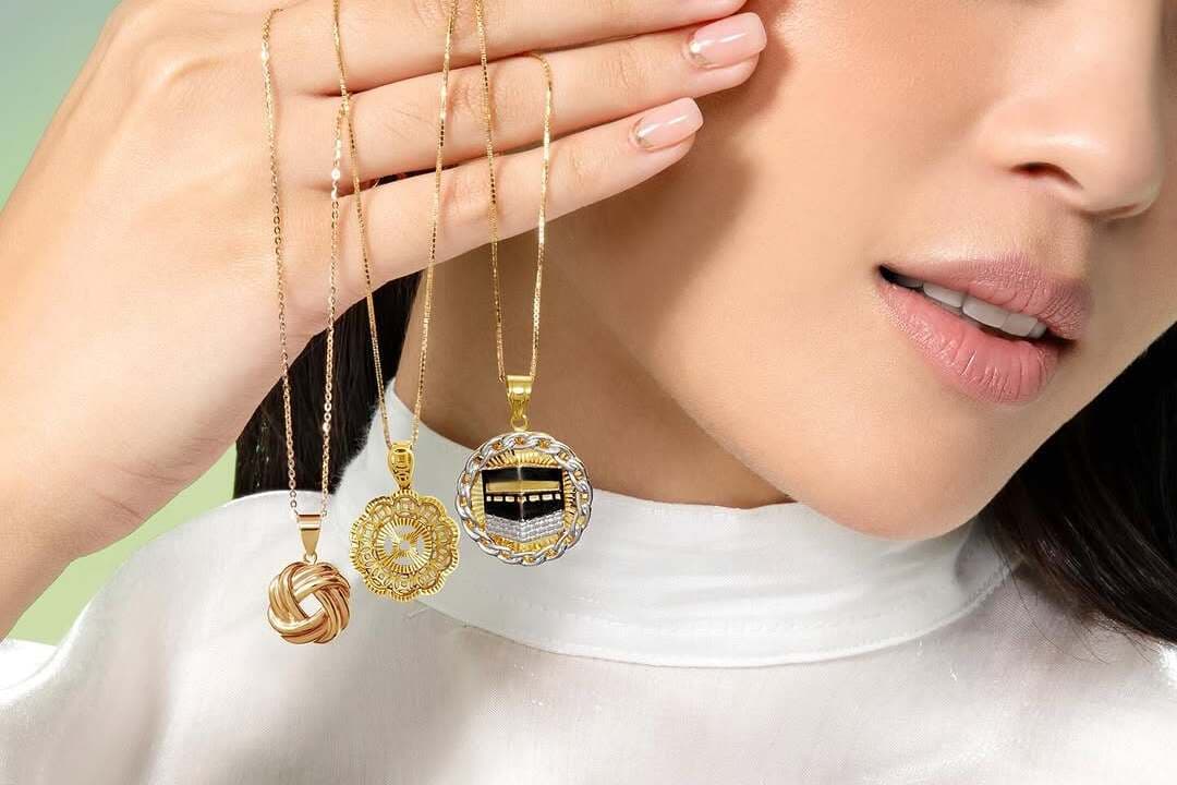 Ini Dia Liontin Emas Model Terbaru Buat Penyempurna Outfit Idulfitri