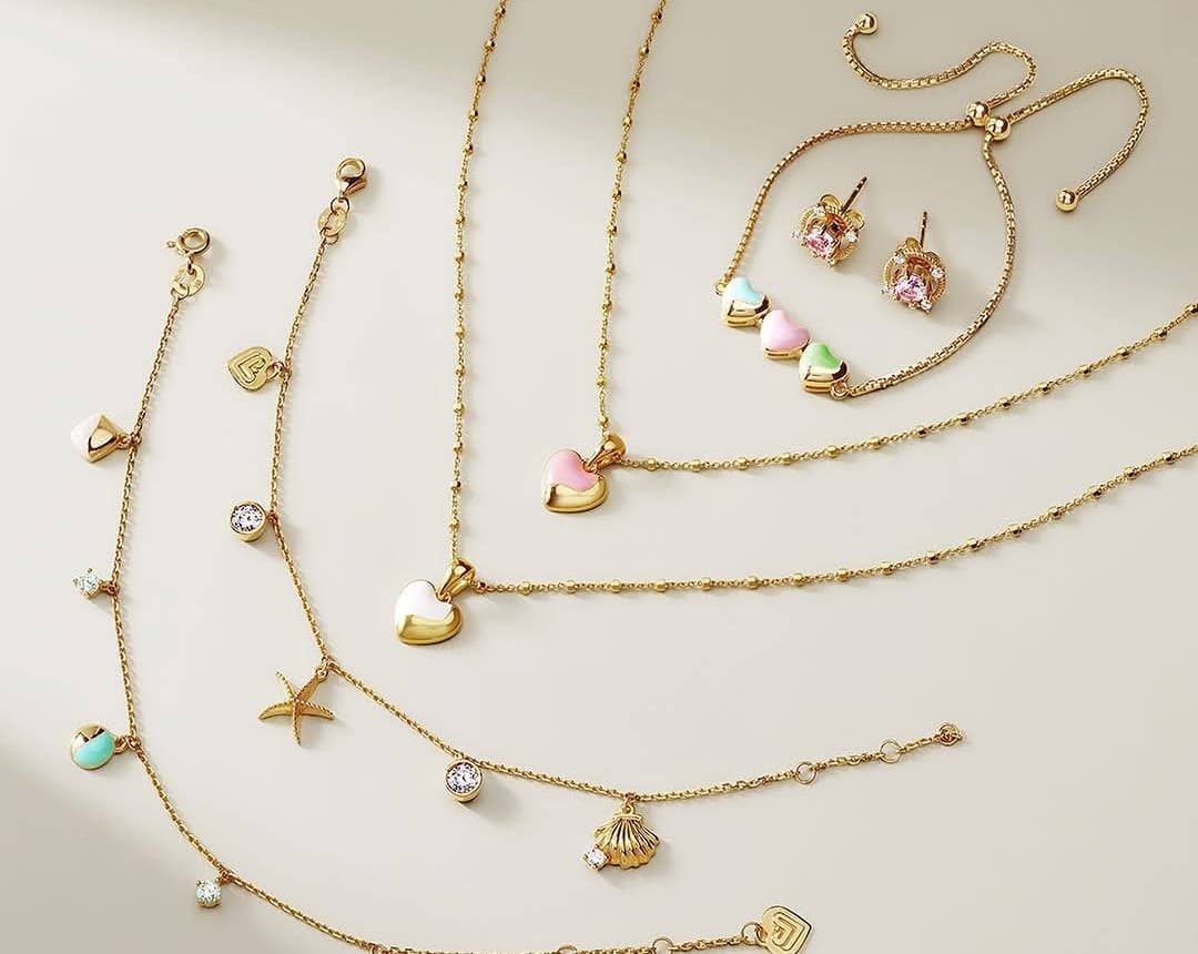 Rekomendasi Hadiah Ulang Tahun untuk Pacar di Acara Launching ILY Gold with Prilly Latuconsina