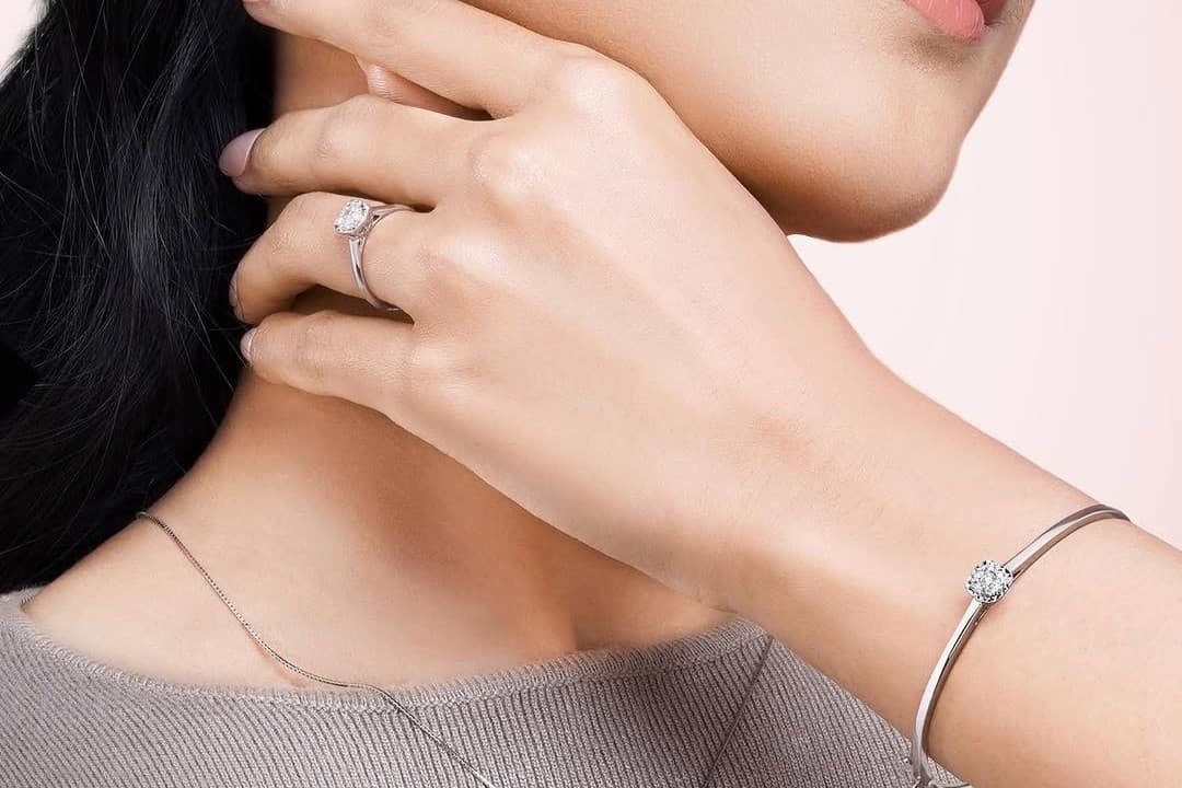 Rekomendasi Toko Emas Terpercaya untuk Membeli Cincin Tunangan
