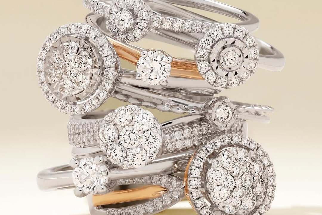 5 Rekomendasi Model Cincin Emas Terbaru Untuk Wanita Dewasa