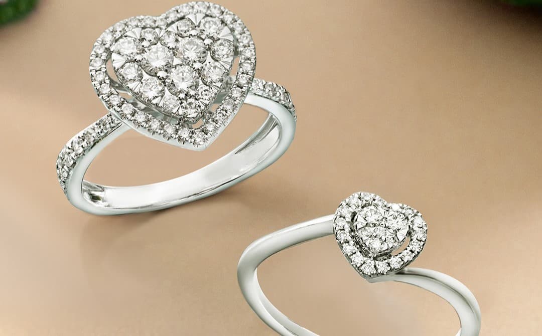 Tren Engagement Ring Berbentuk Love, Sentuhan Kasih Sayang di Setiap Desain