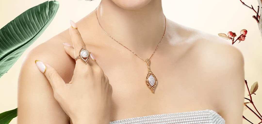 Cari Hadiah Valentine? 7 Model Kalung Berlian Klasik Ini Bisa Jadi Inspirasi