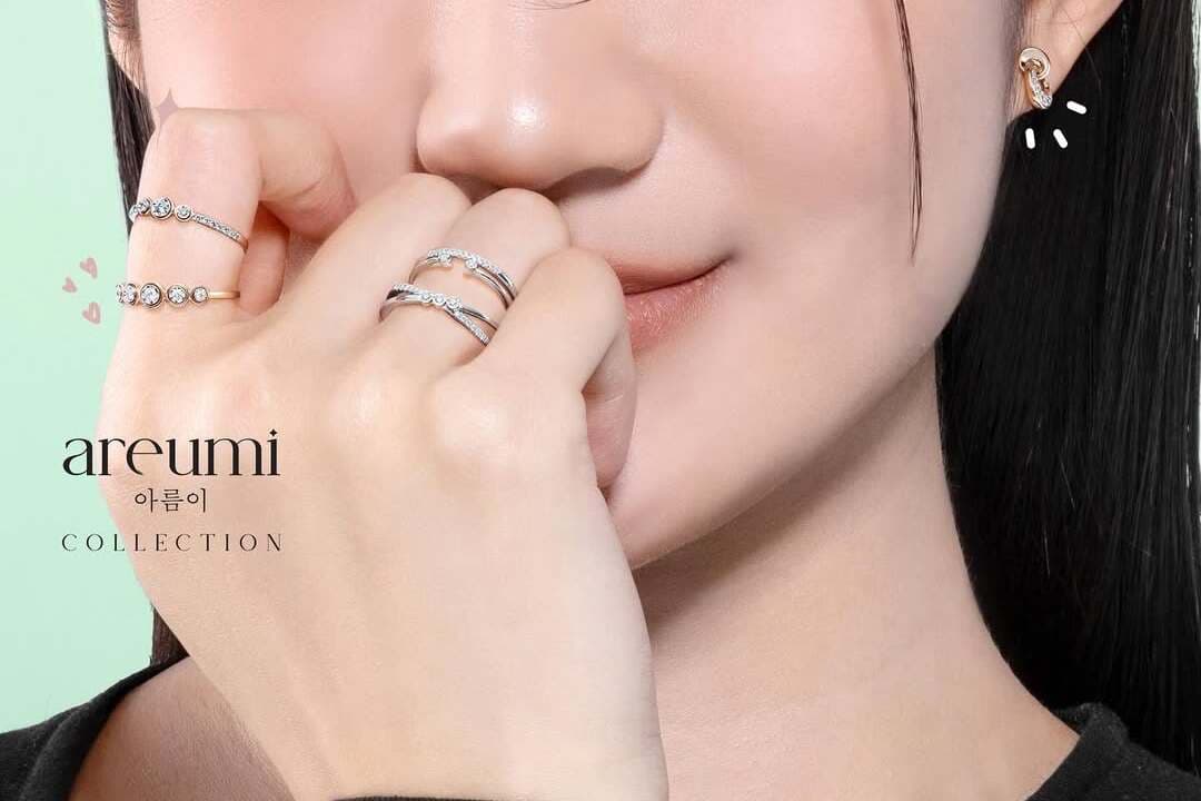 Model Cincin Emas Terbaru Dengan Berlian yang Cocok untuk Gaya Minimalist ala K-style