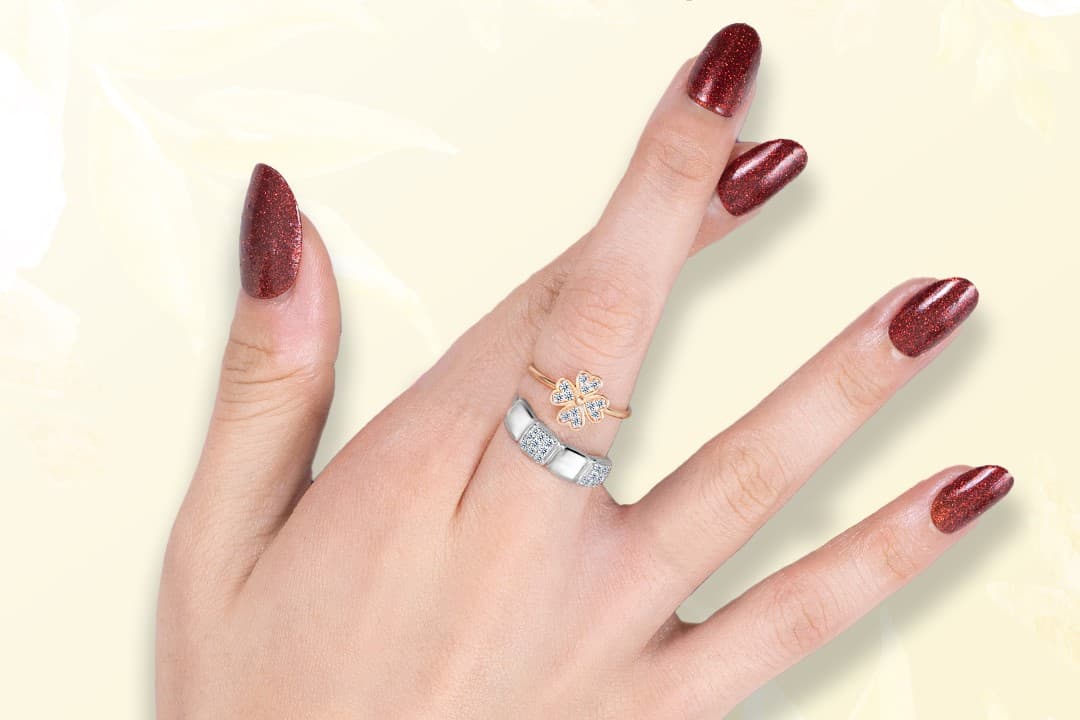 Yuk, Ketahui 4 Perbedaan Cincin Lamaran & Cincin Kawin Berikut Ini