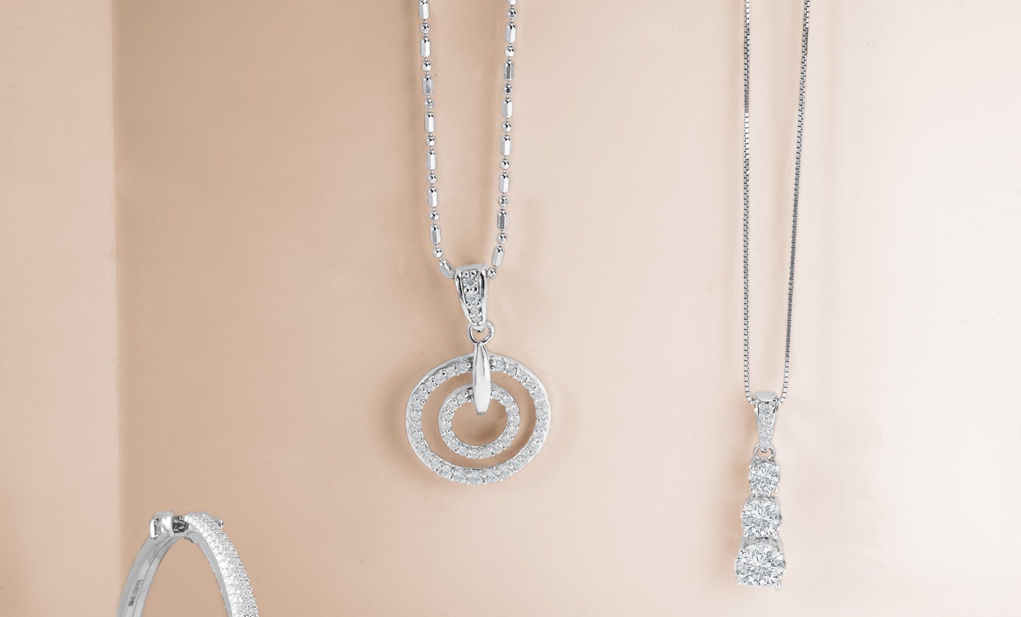 Beda Jenis Rantai, Beda Harga Kalung Emas: Ini Penjelasannya!