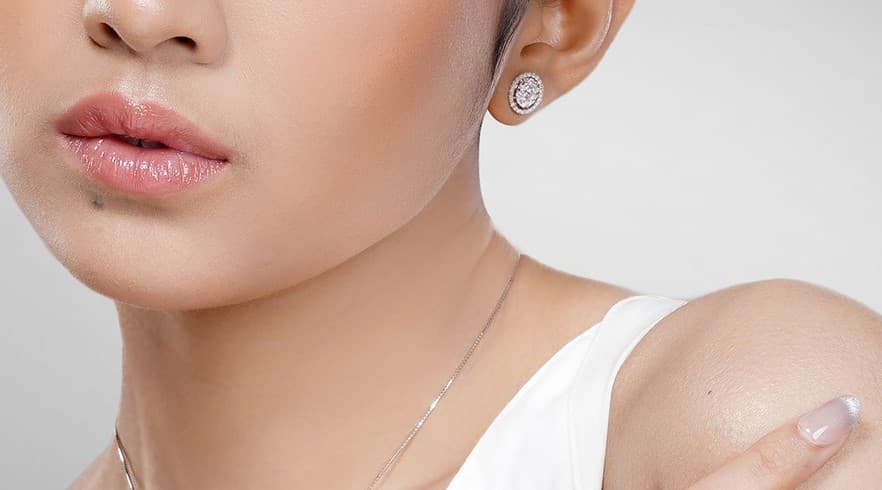 Website Terpercaya untuk Mengecek Harga Anting Emas Dewasa dengan Berlian