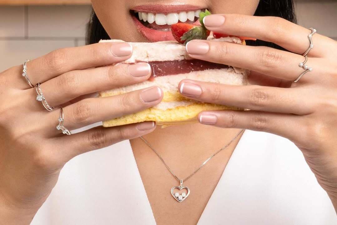 Sedang Merencanakan Lamaran? Cek Harga Emas Hari Ini di The Palace dan Temukan Cincin Tunangan Terbaik