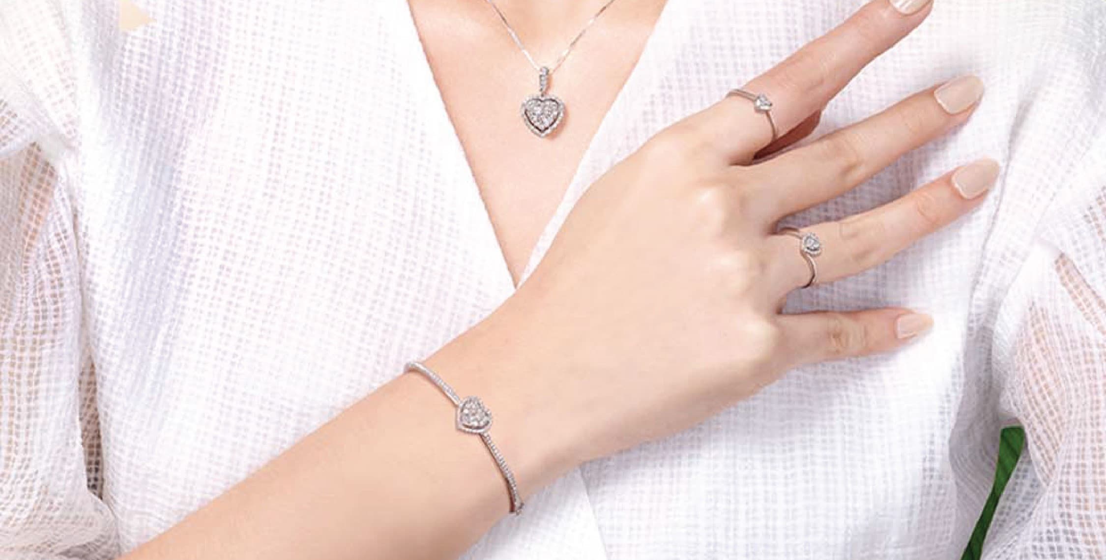 Ide Hadiah Unik untuk Self Reward atas Semua Pencapaian yang Kamu Raih