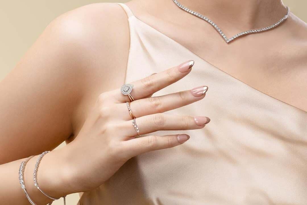 Hadiah Kecil dengan Makna Besar, 5 Cara Mudah Bahagiakan Istri dengan Cincin Emas Berlian!