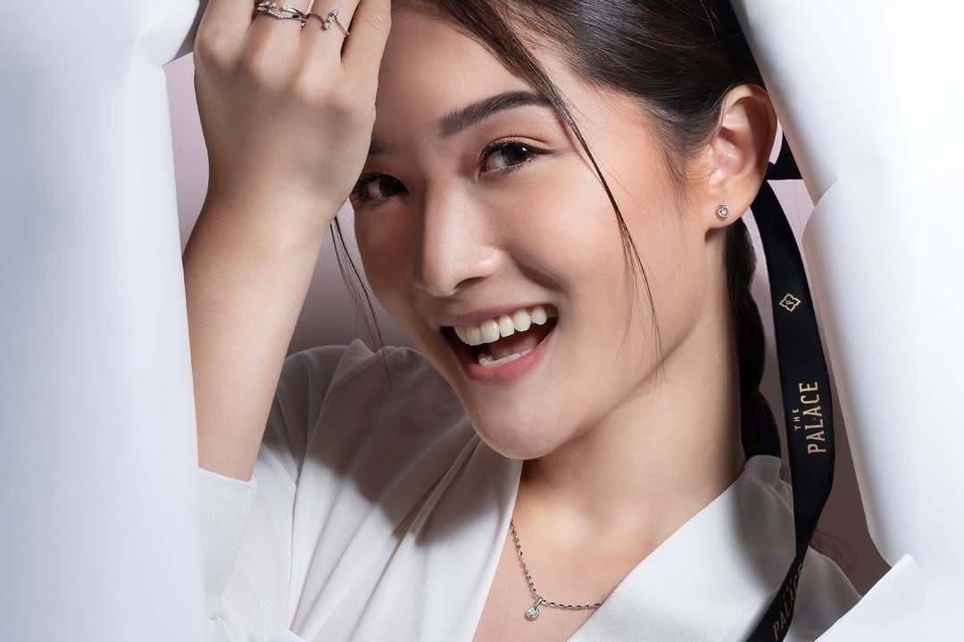 Cara Memilih Kalung Berlian yang Sesuai dengan Kepribadian