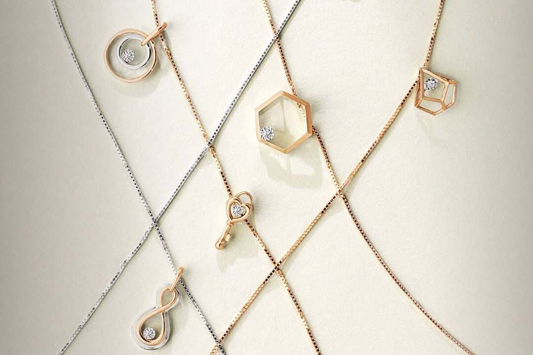 Tampil Memukau dengan Kalung Berlian Untuk Perayaan Chinese New Year