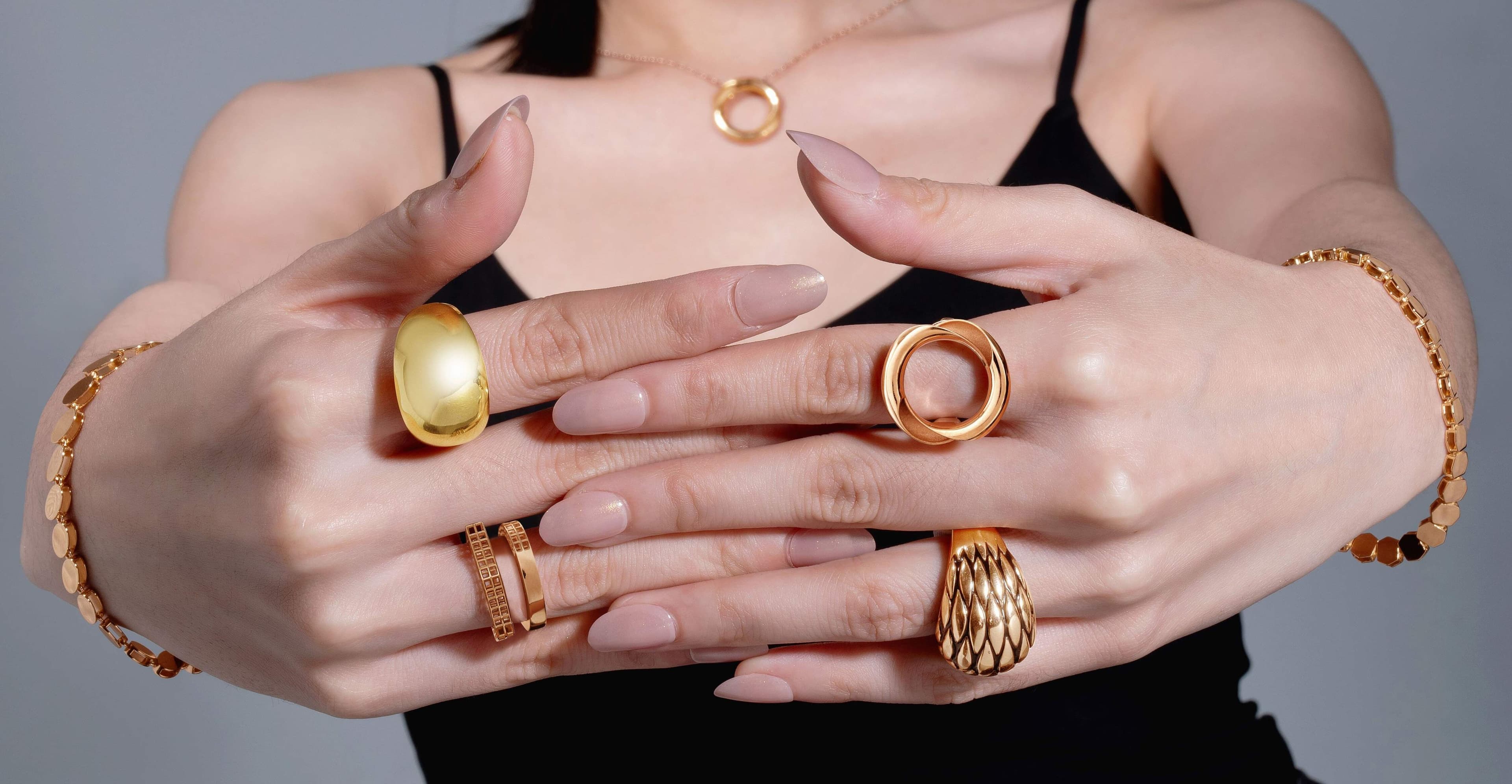 Model Cincin Emas Wanita Simple yang Jadi Incaran Anak Muda Masa Kini