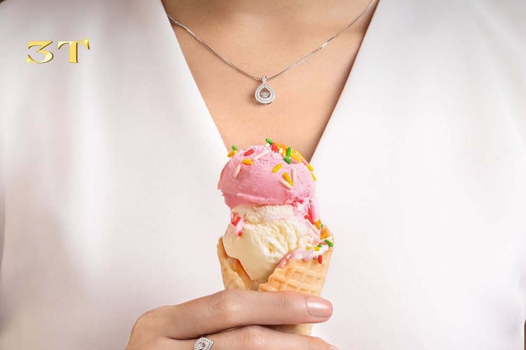 Intip Keindahan Kalung Emas Berhiaskan Berlian yang Lagi Best Seller di The Palace!